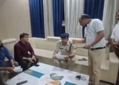 अवैध रूप से चल रहे नशा मुक्ति केंद्र पर पुलिस और डाक्टरो की सयुंक्त टीम ने  मारा छापा