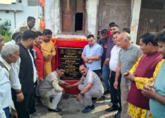 महापौर ने नगर की कई और सड़कों का किया शिलान्यास