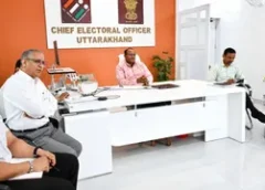विशेष गहन पुनरीक्षण अभियान को लेकर मुख्य निर्वाचन अधिकारी ने की समीक्षा बैठक