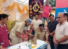 कोतवाली परिसर में लायंस क्लब और केवीआर अस्पताल ने संयुक्त रूप से लगाया निशुल्क स्वास्थ्य शिविर