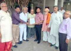 मांगों को लेकर धर्मयात्रा महासंघ ने सोपा एसडीएम को ज्ञापन
