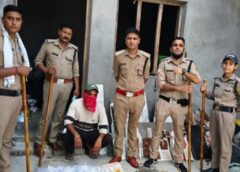 आबकारी विभाग की छापामारी अभियान में अवैध कच्ची शराब बरामद