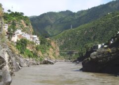रुद्रप्रयाग में अलकनंदा नदी चेतावनी स्तर पर पहुंची, प्रशासन ने नदी तटों से दूर रहने की अपील की