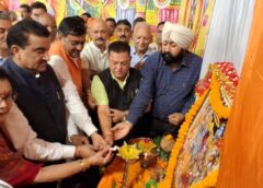 पर्वतीय रामलीला  का महापौर ने पूजा-अर्चना कर किया शुभारंभ